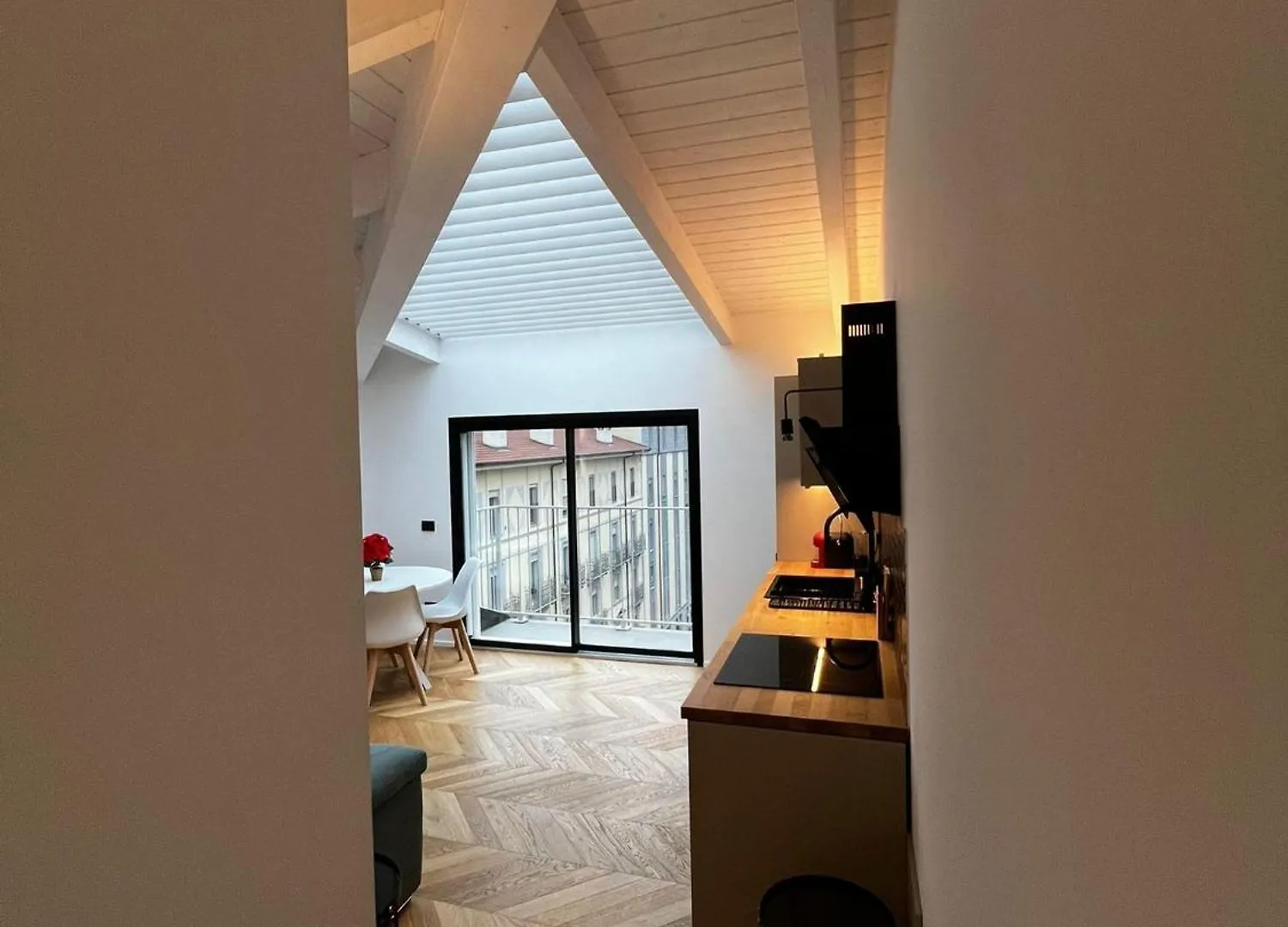 Iconicvue Skyline Milano Porta Nuova Apartment Italy